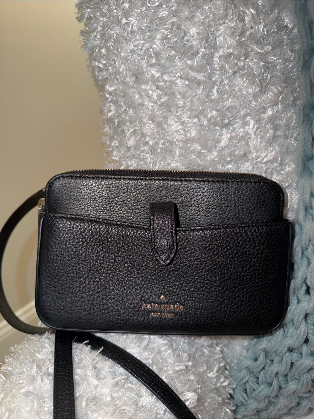kate spade black pebbled leather camera bag with front slip pocket